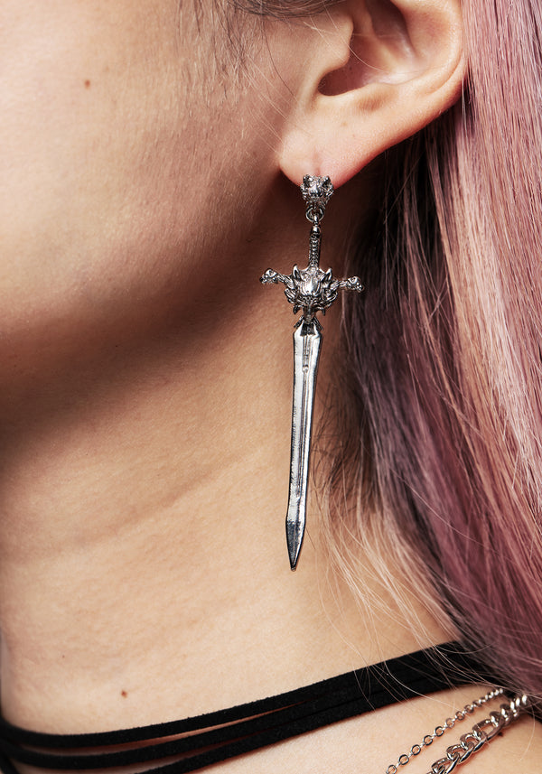 Longclaw Earrings