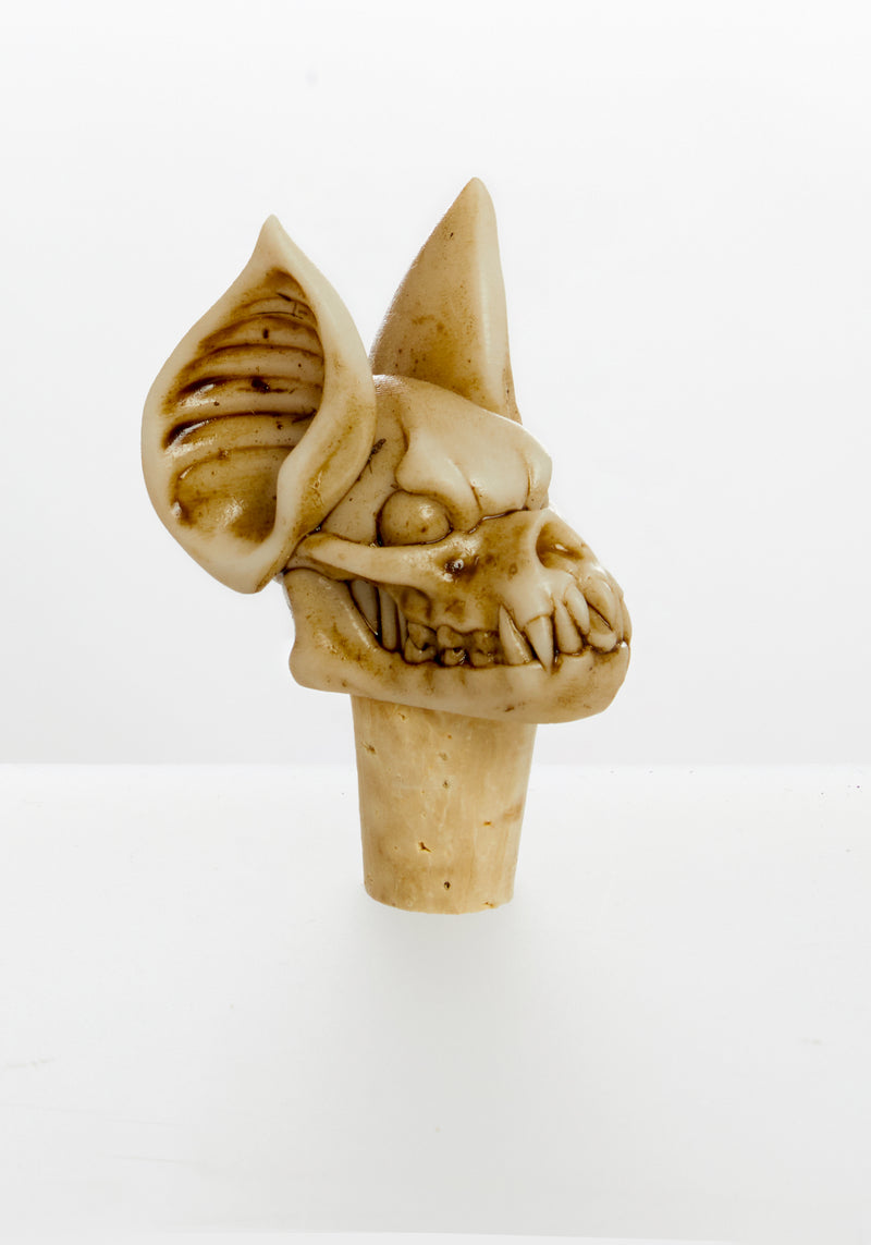 Lazlo Bat Skull Bottle Stopper