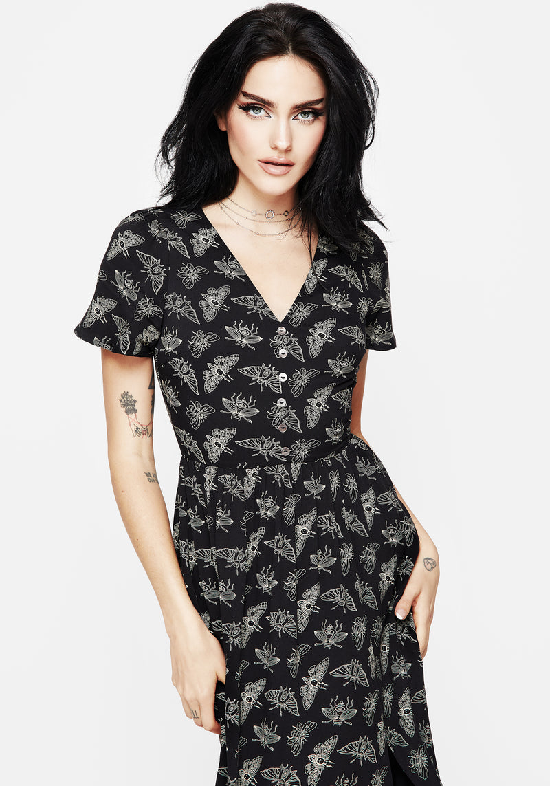 Mortmoth Short Sleeve Midi Dress